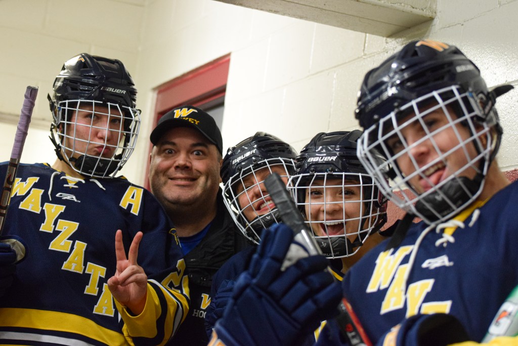Wayzata girls hockey 201 in Herb Brooks Holiday Classic
